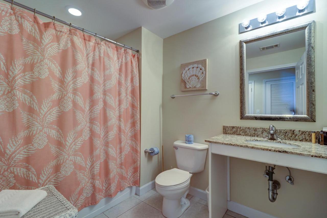 Gulf Front! 2 Bedroom 2 Ba! 11Th Floor Condo + Condo Amenities! パナマシティービーチ エクステリア 写真