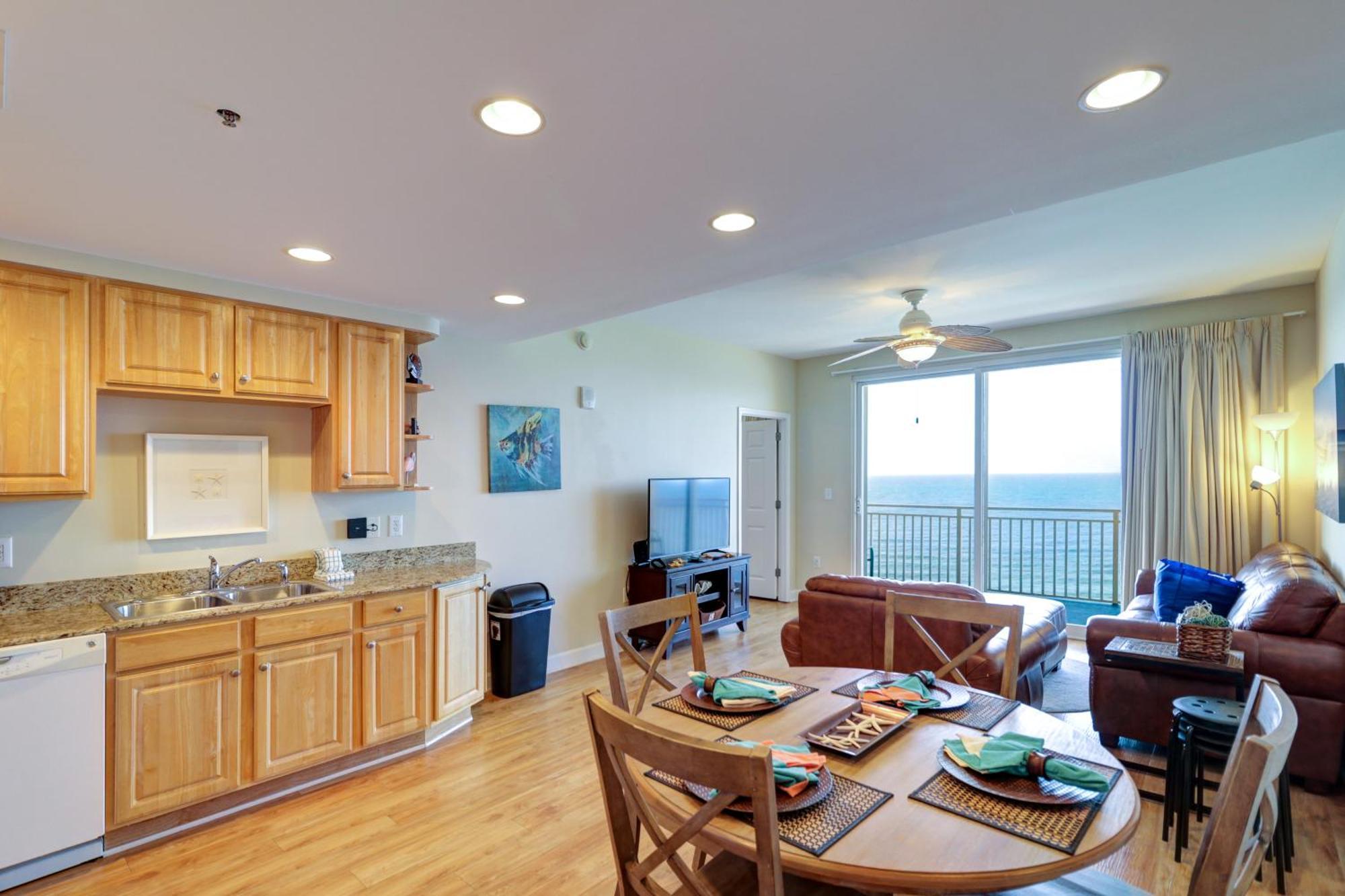 Gulf Front! 2 Bedroom 2 Ba! 11Th Floor Condo + Condo Amenities! パナマシティービーチ エクステリア 写真