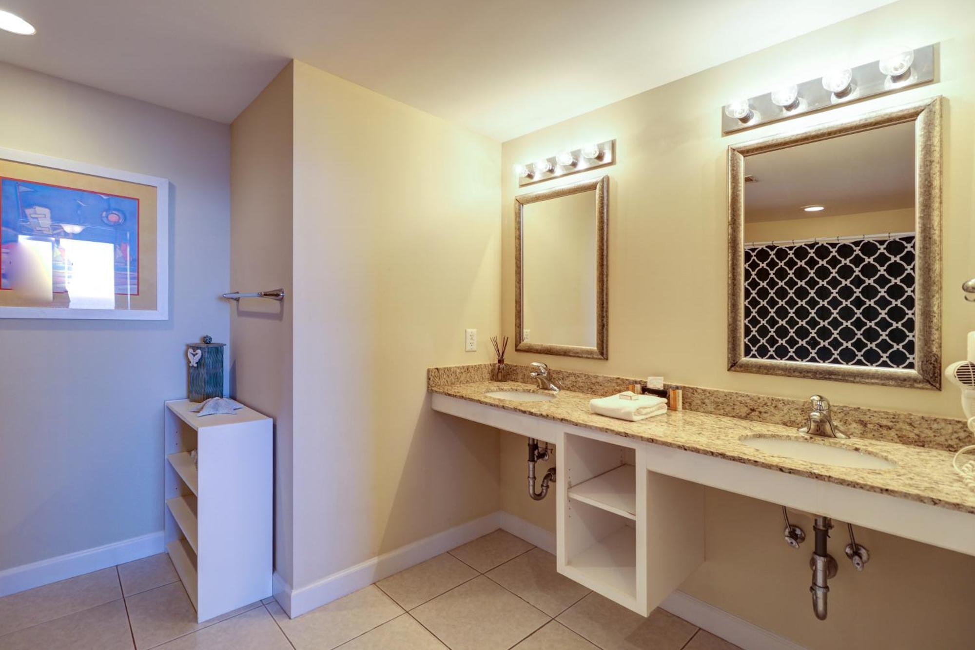 Gulf Front! 2 Bedroom 2 Ba! 11Th Floor Condo + Condo Amenities! パナマシティービーチ エクステリア 写真
